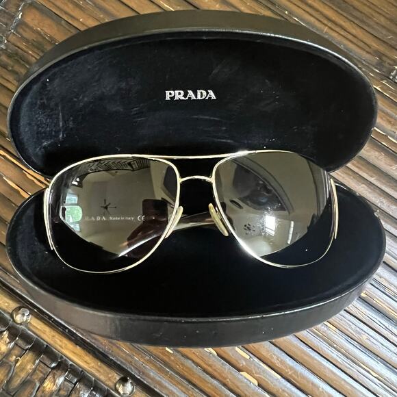 PRADA Unisex Oversized Aviator Sunglasses SPR 75G with Prada Sunglass Case - Picture 3 of 10